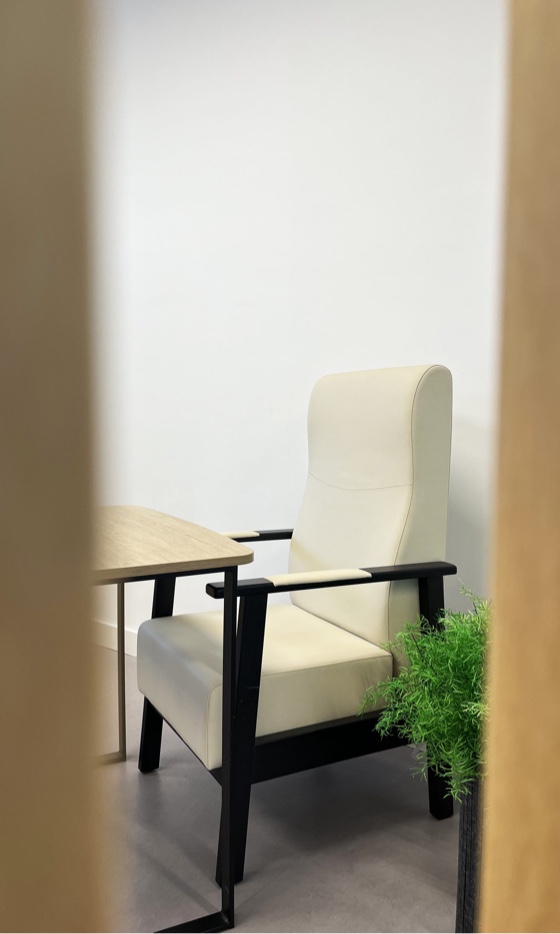 Diseño y fabricación de mobiliario propio