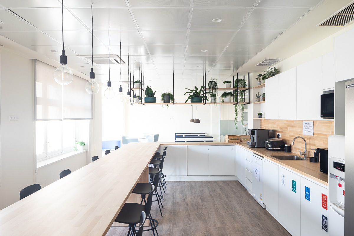 Workcafe WorkCafè: espacio de colaboración, productividad y ocio | Grupo Efebé