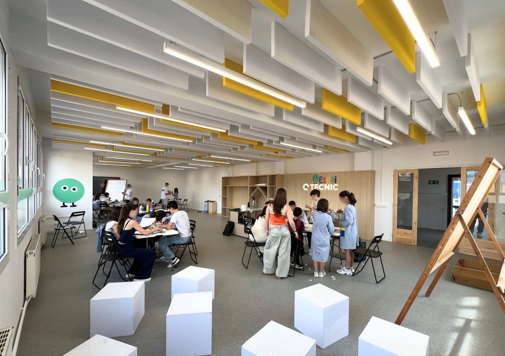 School classroom to experiment