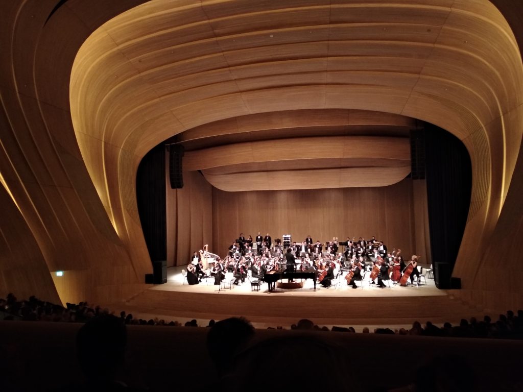 Heydar Aliyev Center arquitectura Zaha Hadid